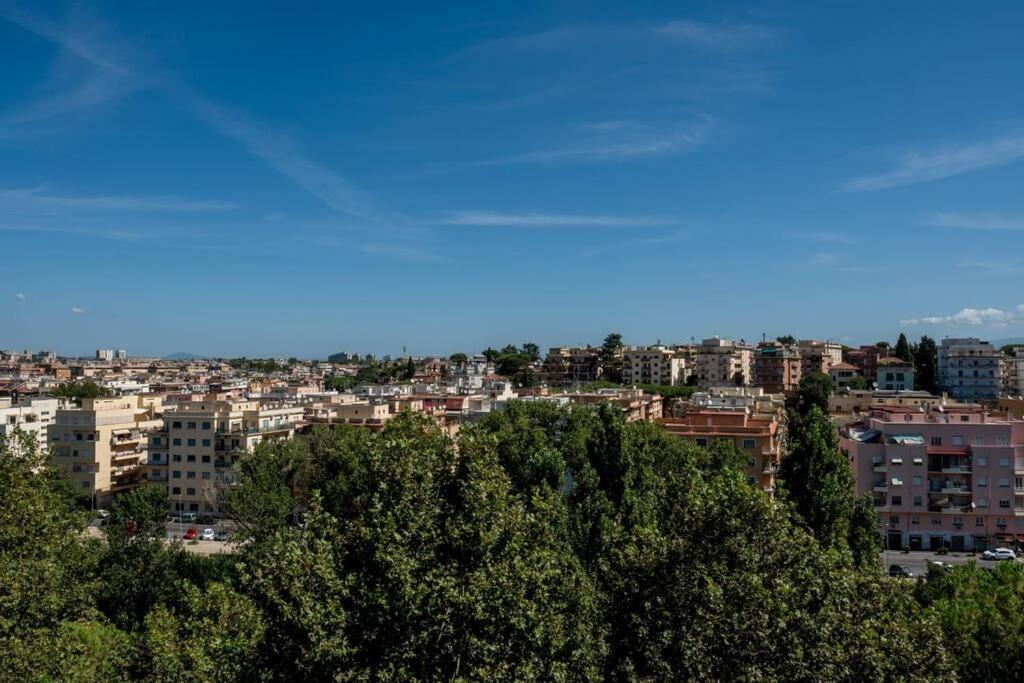 Attico Per Quattro Persone Sulla Nomentana, Wi-Fi, Aria Condizionata Apartment Roma Exterior foto