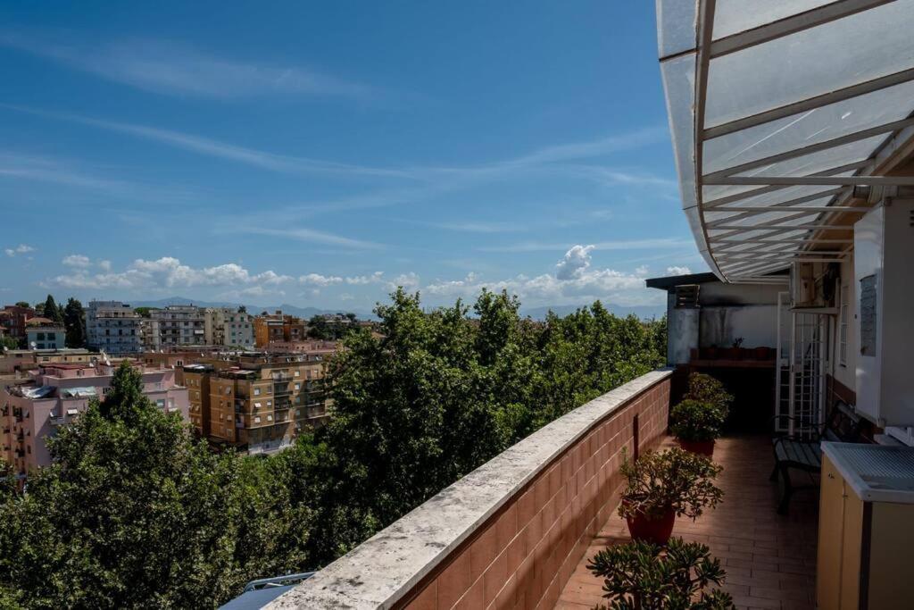 Attico Per Quattro Persone Sulla Nomentana, Wi-Fi, Aria Condizionata Apartment Roma Exterior foto